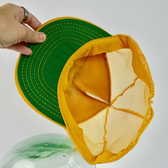 Derosa's Westport Conn. Yellow Trucker Hat Vintage Horse Buggy - Picture 5 of 5